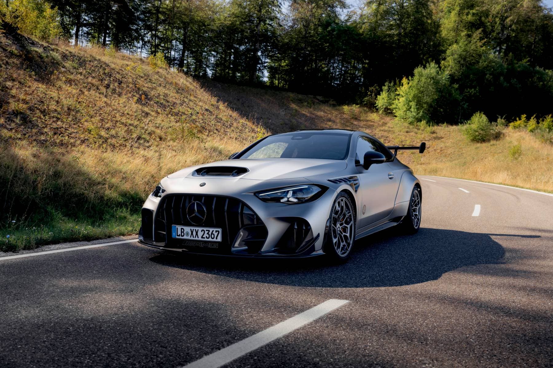 Mercedes-AMG CLE 646: un V8 de 646 CP, cu tracțiune spate și doar 30 de exemplare