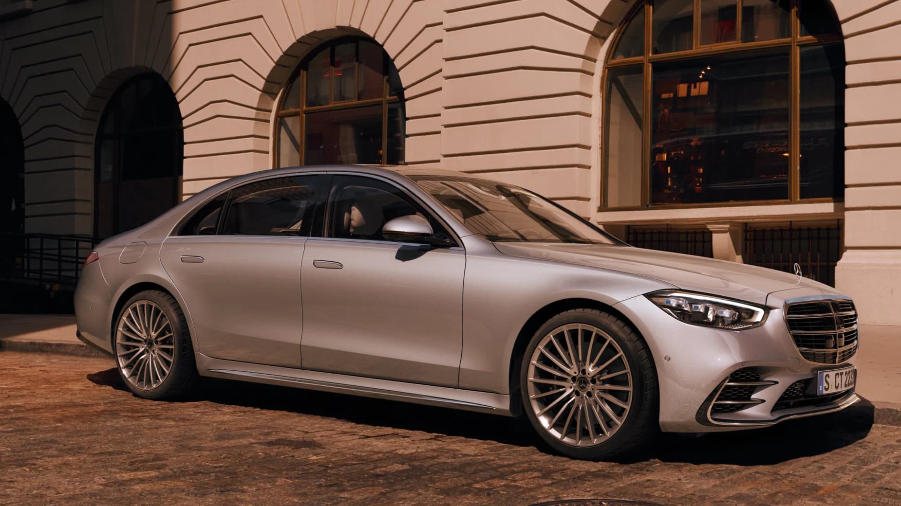Schimbări în producția Mercedes S-Class din cauza cererii scăzute