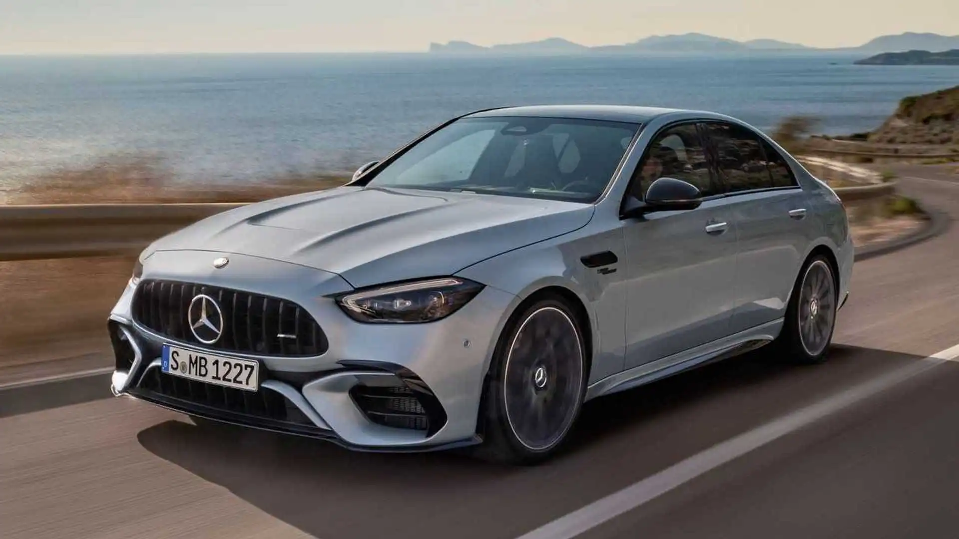 Mercedes ar putea renunța la AMG C63: zvonuri despre viitorul modelului de performanță