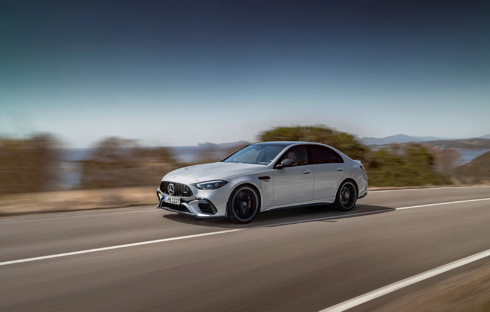 Mercedes-Benz anunță retragerea modelului AMG C63 din producție în 2026