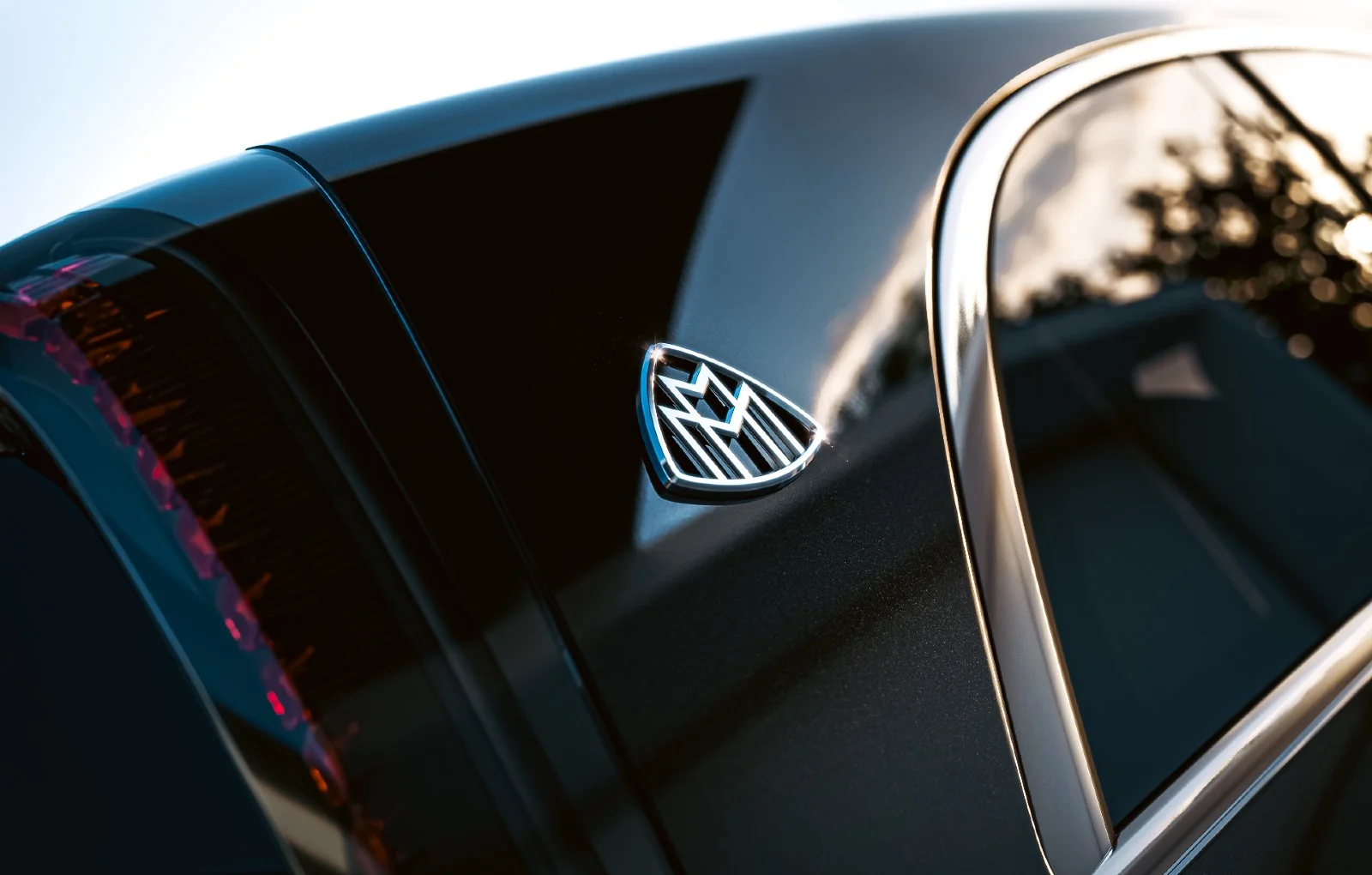 Mercedes-Benz lansează monovolumul de lux VLS Maybach în România