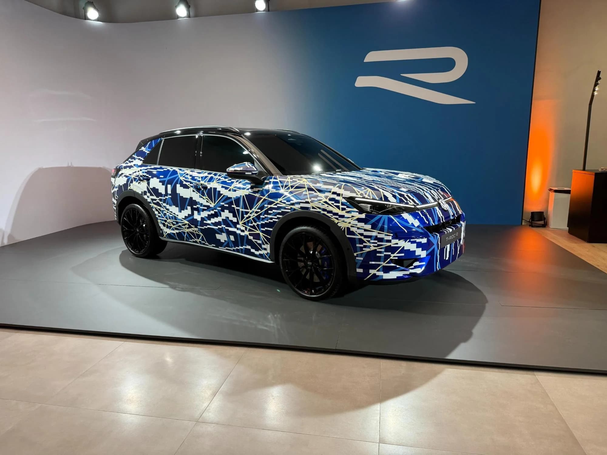 Viitorul Volkswagen T-Roc R: motor mild-hybrid de 333 CP dezvăluit