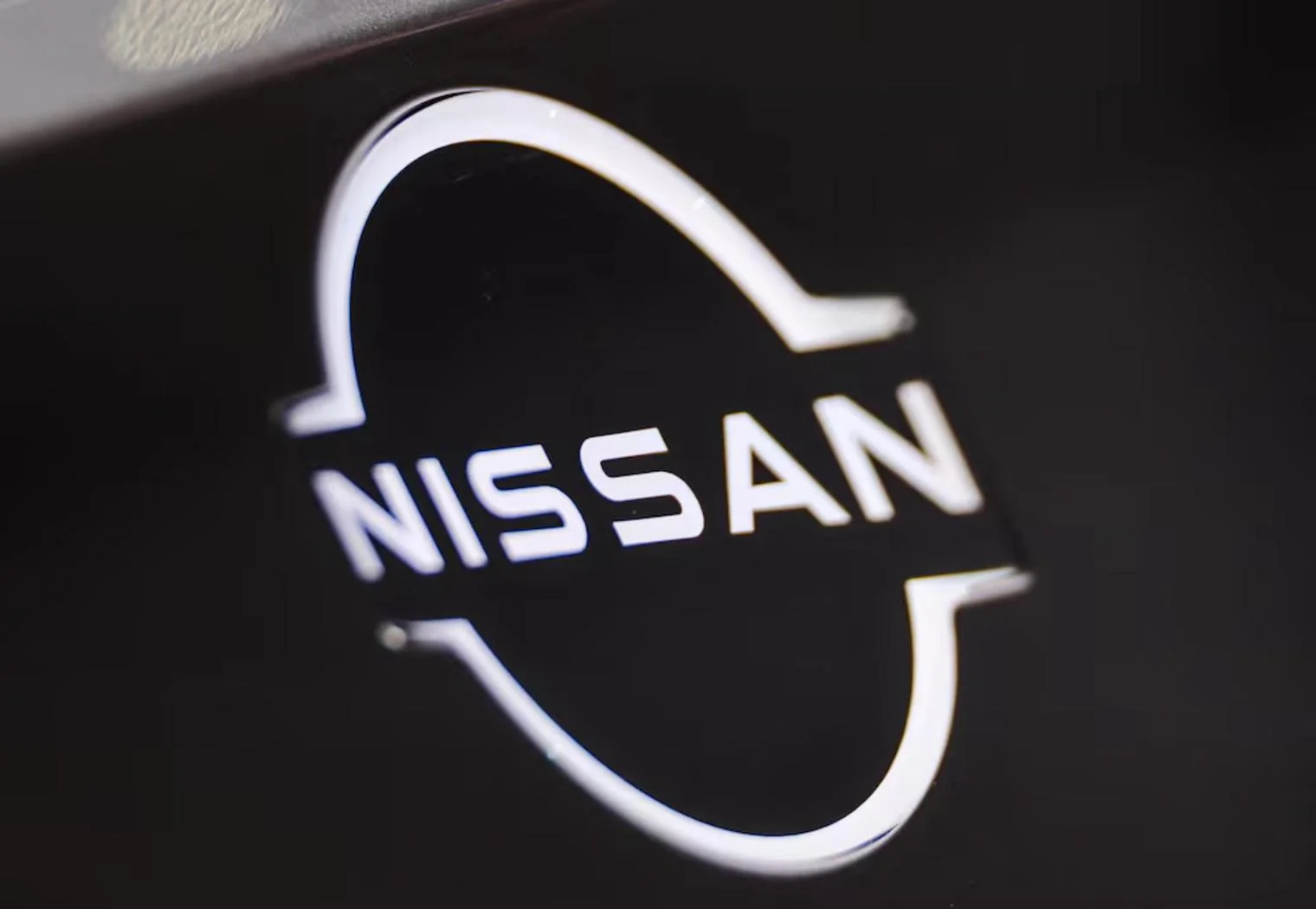 Nissan, Uber și Wayve dezvoltă împreună robotaxiuri autonome