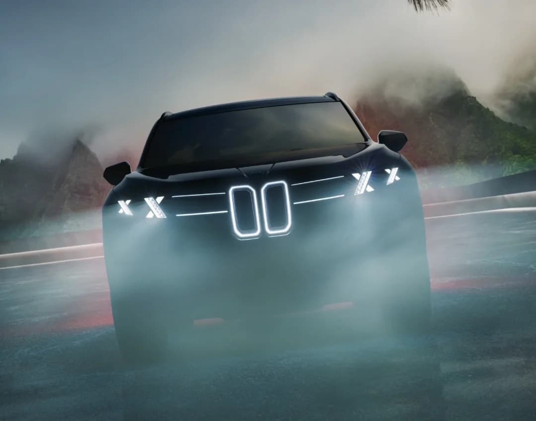 Noua generație BMW X5 vine cu semnătură luminoasă distinctivă în formă de X