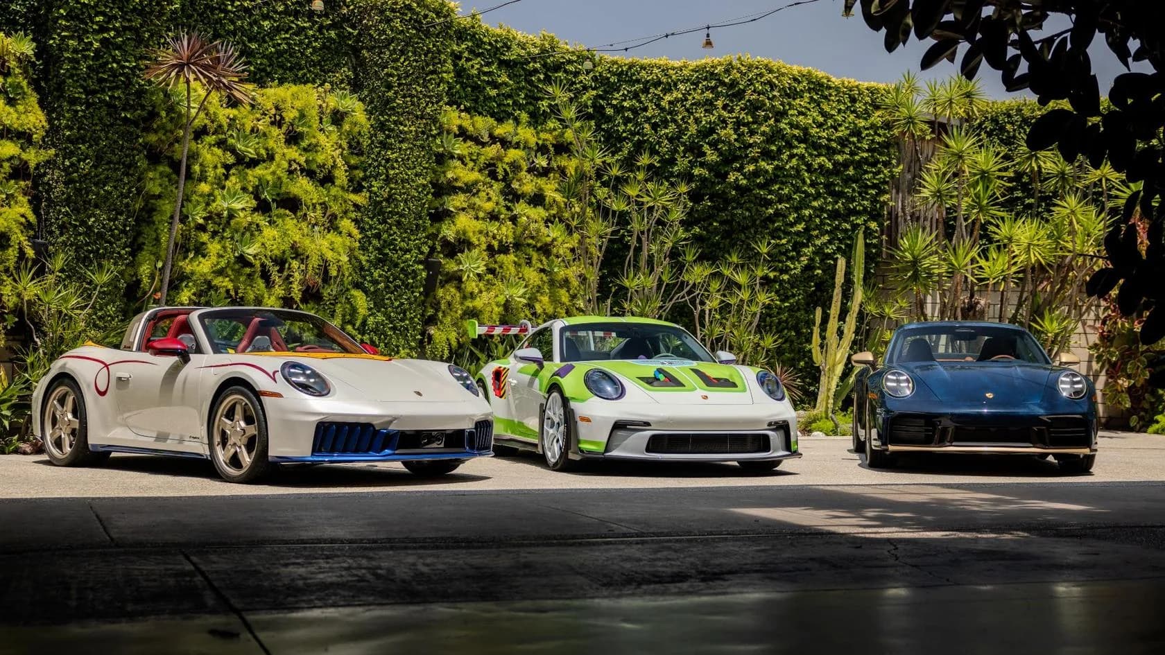 Porsche 911 ediție unică inspirată de personajele din Toy Story, prezentată local