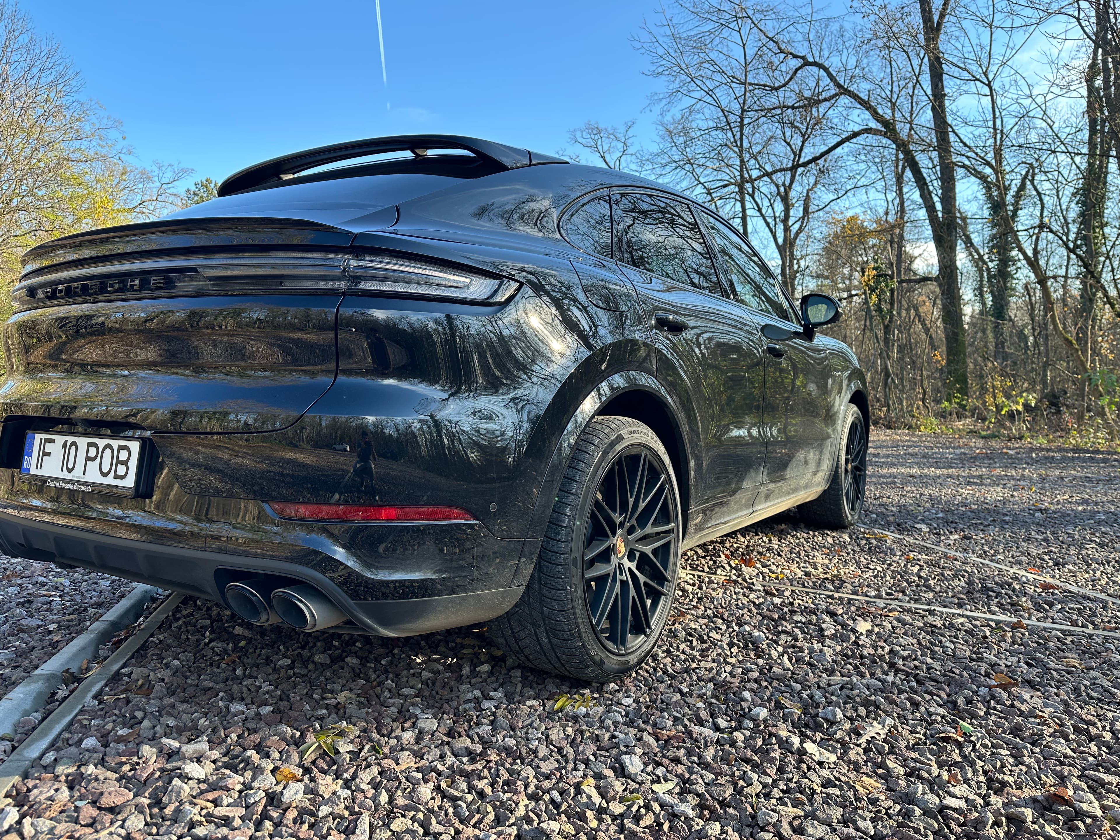 Test Drive Porsche Cayenne E-Hybrid 2025: confort excepțional, compromisuri surprinzătoare