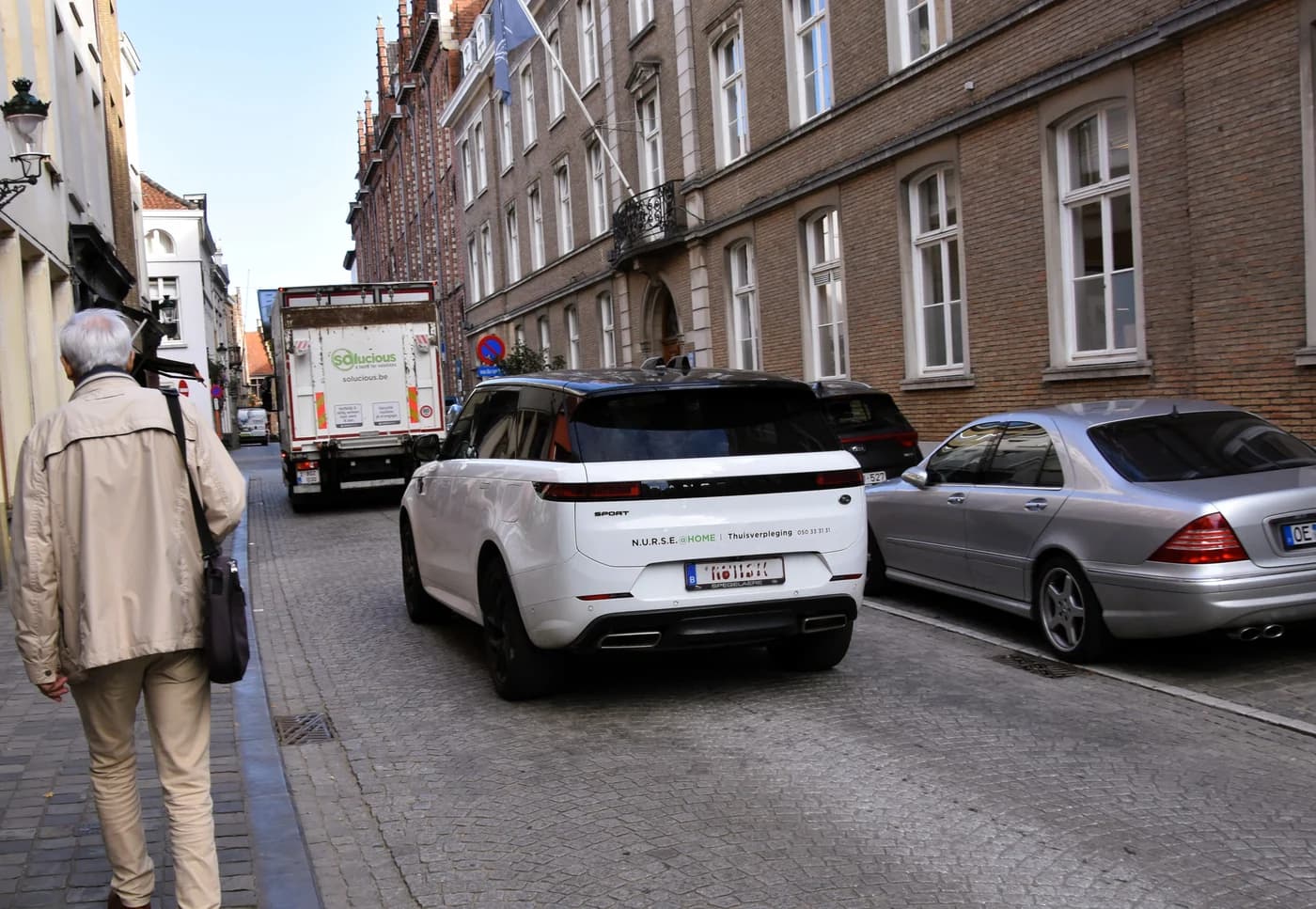 Recall pentru Range Rover Sport: subcadrul spate poate crăpa
