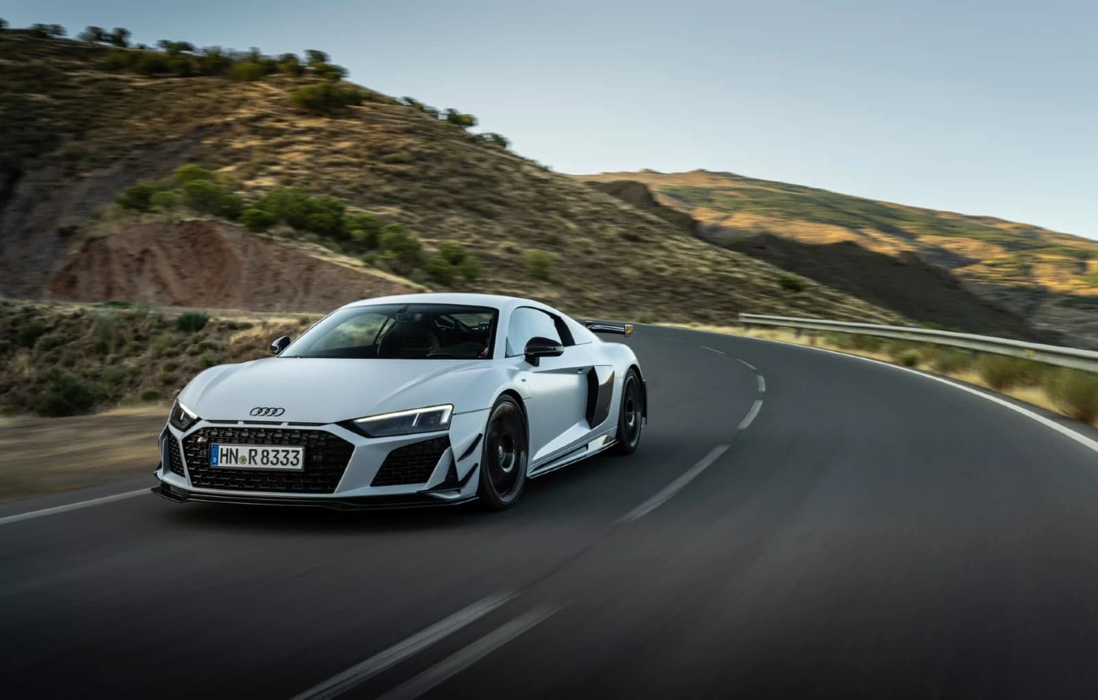 Șeful Audi confirmă posibilitatea unui model exotic nou, succesor al lui R8