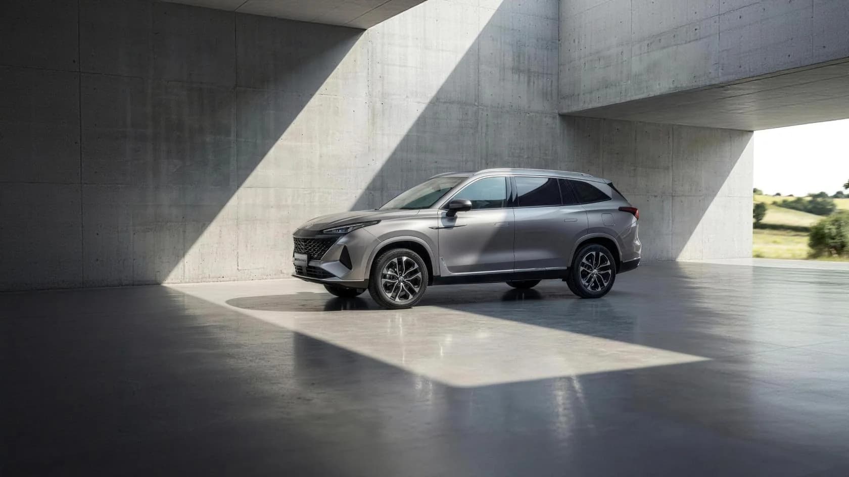 MG S9: SUV cu 7 locuri și motorizare PHEV prezentat oficial