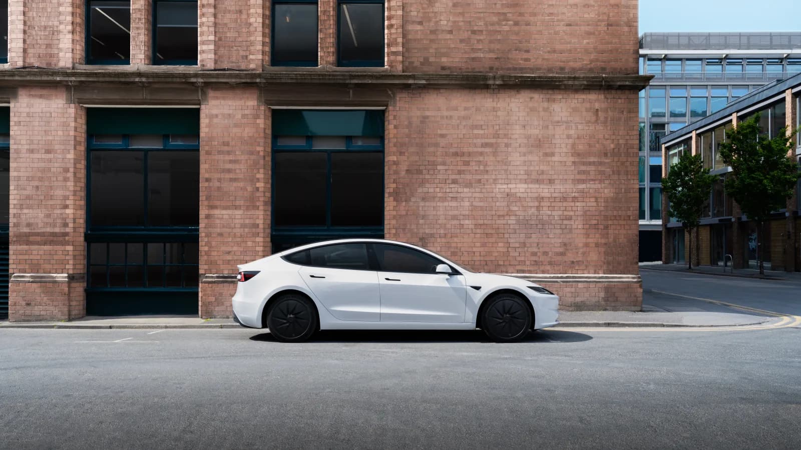 Tesla FSD a depășit frecvent limitele de viteză într-un test din Belgia