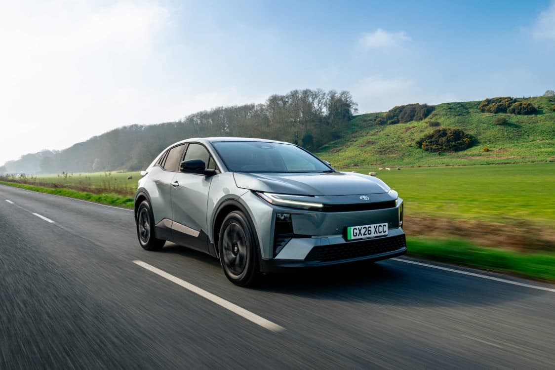 Toyota recheamă aproximativ 10.000 de C-HR electrice: mașinile pot pierde puterea în mers