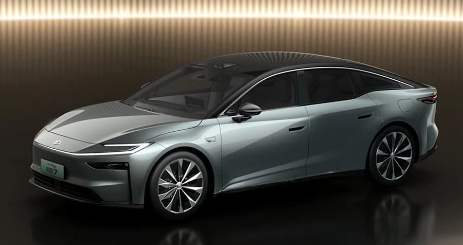 Toyota ar putea produce primul său model electric cu autonomie extinsă în China