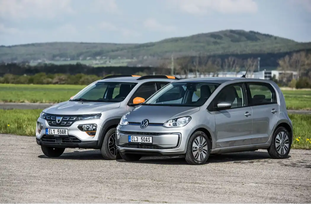 Volkswagen și Dacia se luptă pentru a avea cel mai bine vândut autovehicul în iulie