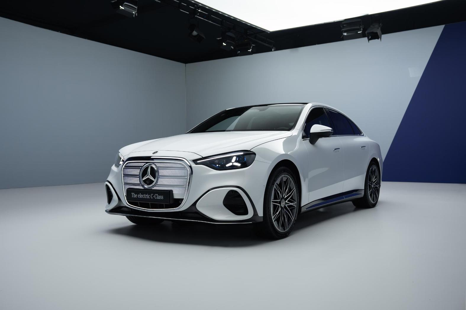 Prețuri de la 64.000 de euro pentru noul model