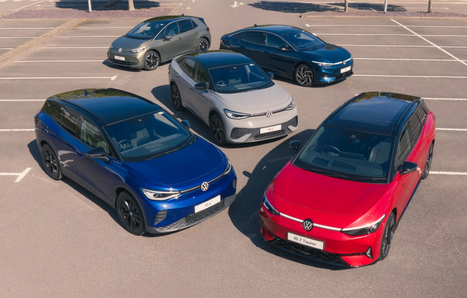 Volkswagen devine liderul pieței europene de mașini electrice în 2025, depășind Tesla