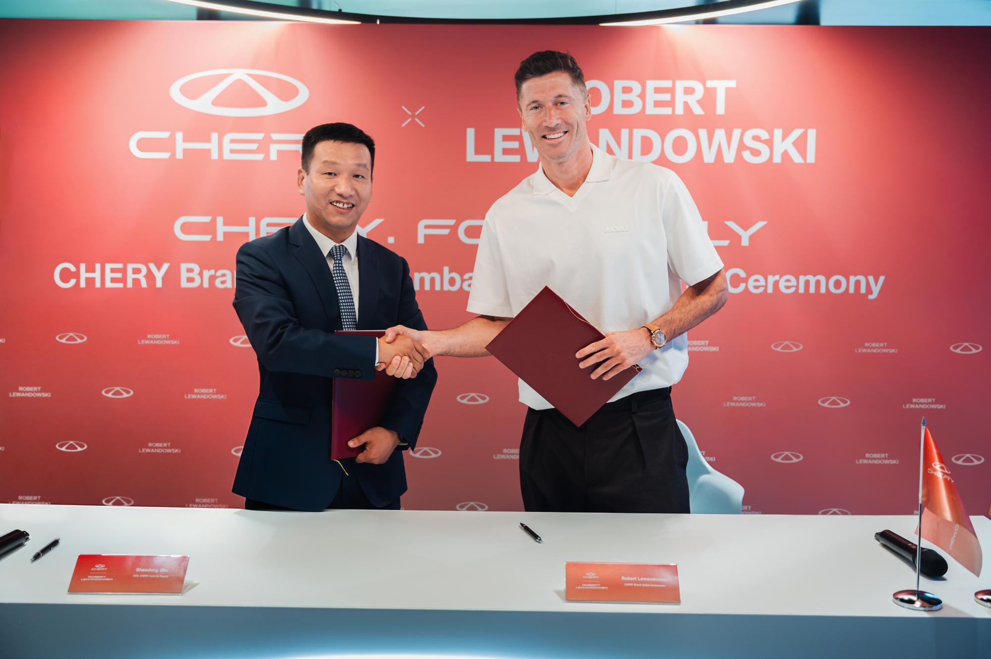 Robert Lewandowski, noul ambasador global al mărcii Chery