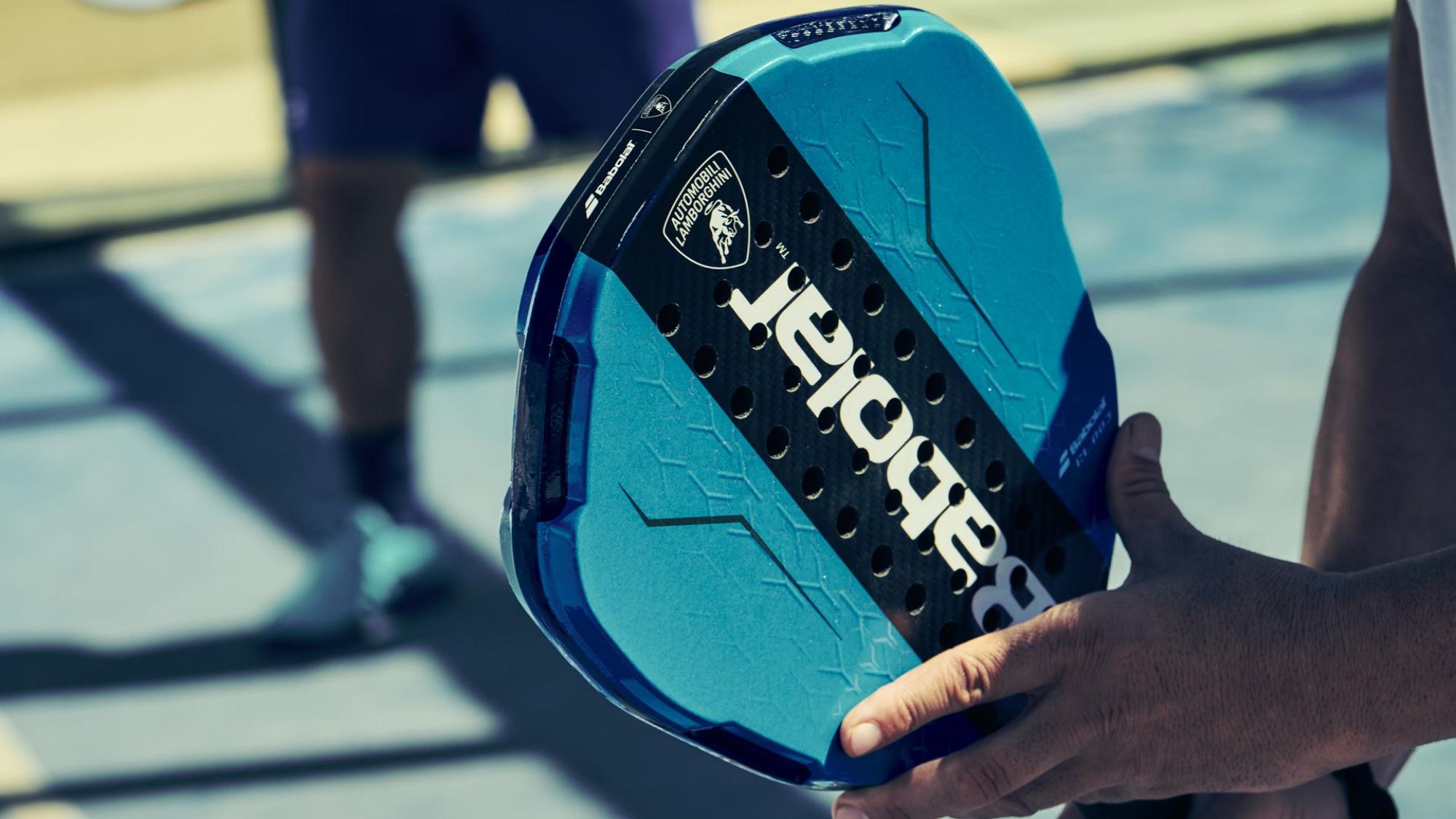 Lamborghini și Babolat lansează o nouă rachetă de padel în colaborare exclusivă