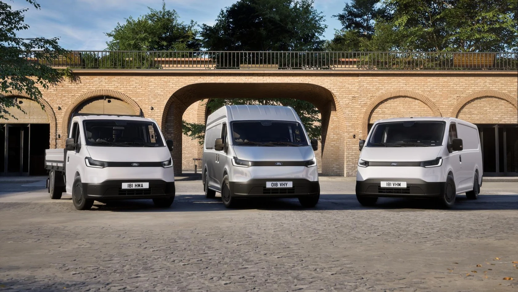 utilitară 100% electrică cu autonomie de până la 254 km