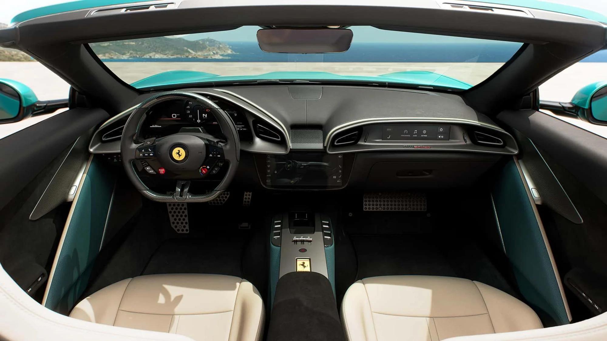 Noul Ferrari Amalfi Spider cu plafon textil și motor V8 de 631 CP, lansat oficial