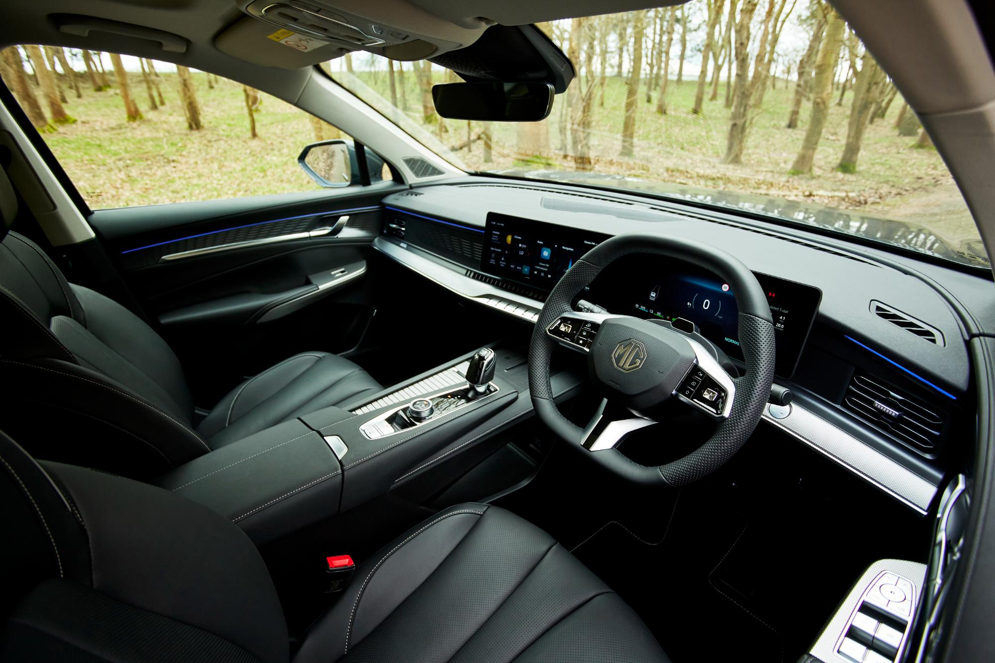 MG S9 PHEV debutează în România cu prețuri începând de la 35.990 euro