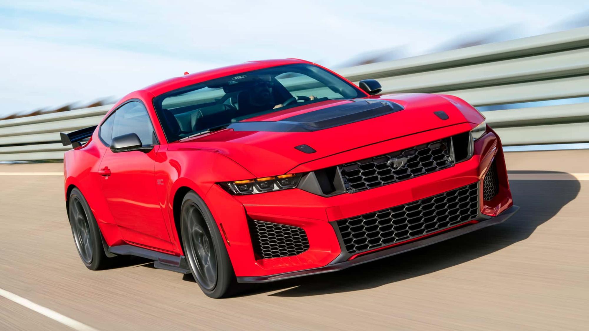 noul model cu motor V8 supraalimentat, acum disponibil local