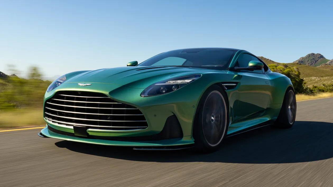 Aston Martin DB12: Un nou nivel de performanță și lux
