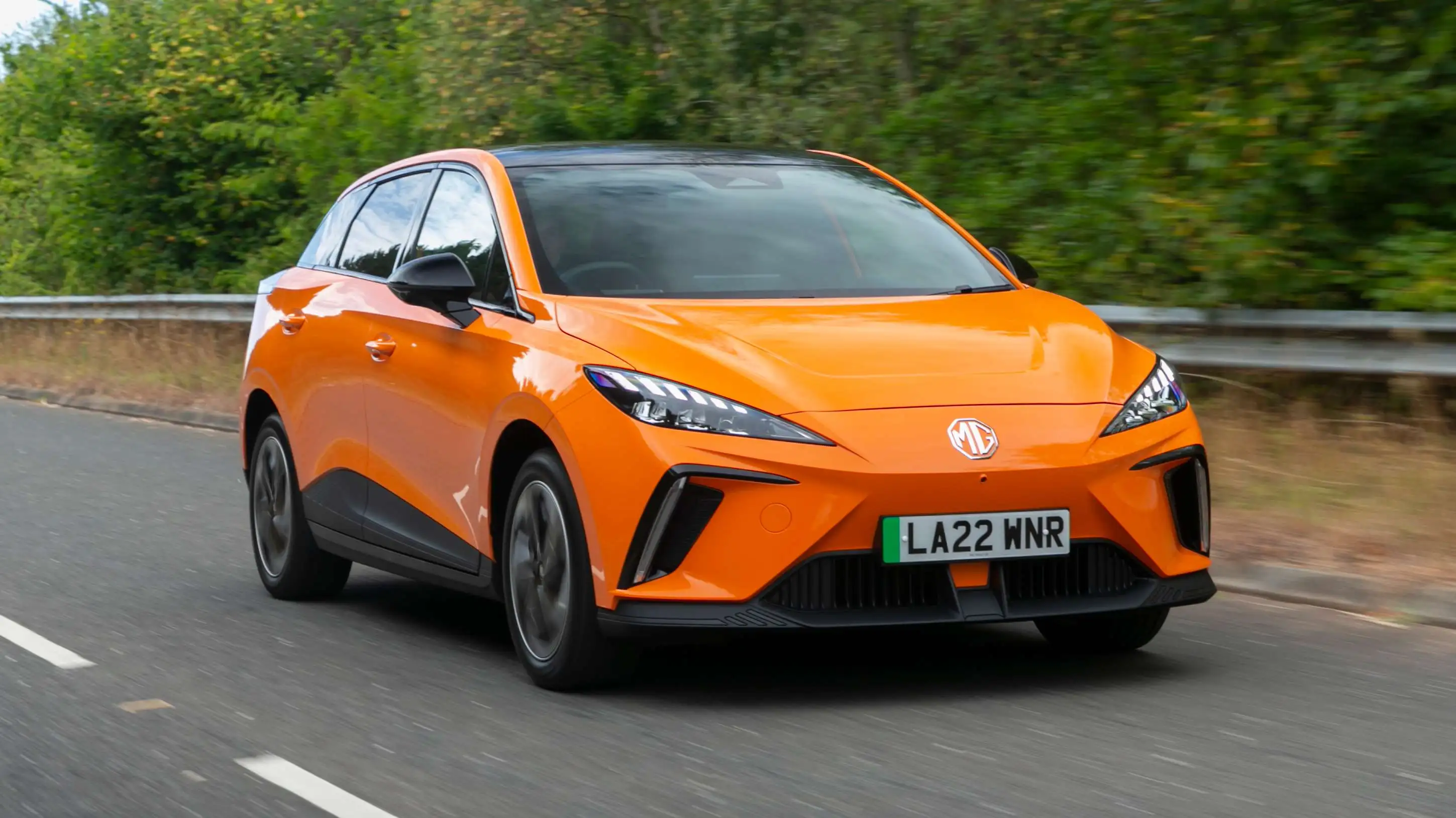 Automobil electric MG4 produs de grupul SAIC