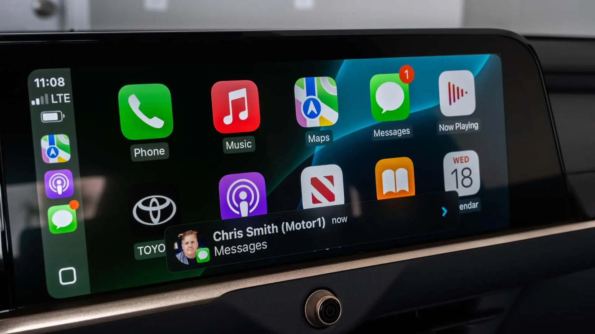 Interfață Apple CarPlay pe ecranul mașinii