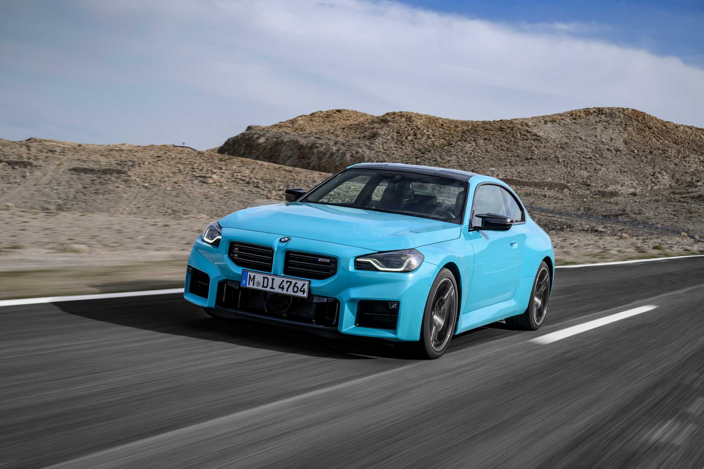 BMW M2 cu M xDrive, coupé de înaltă performanță