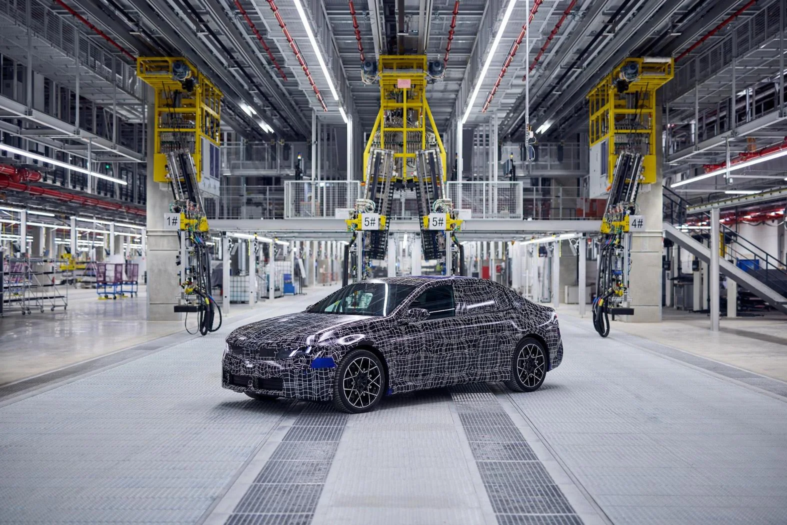 BMW lansează producția de pre-serie pentru noul model i3