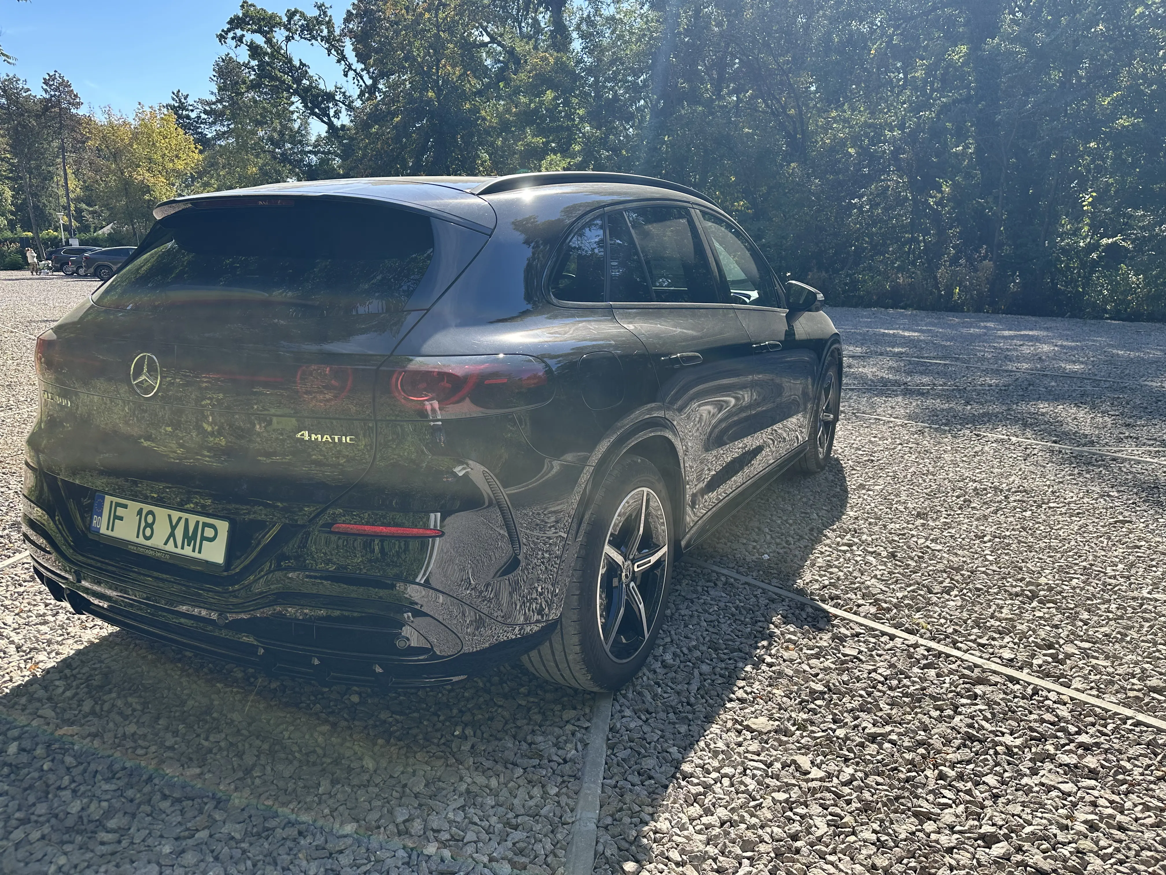 Mercedes-Benz GLC 400 4MATIC electric din spate