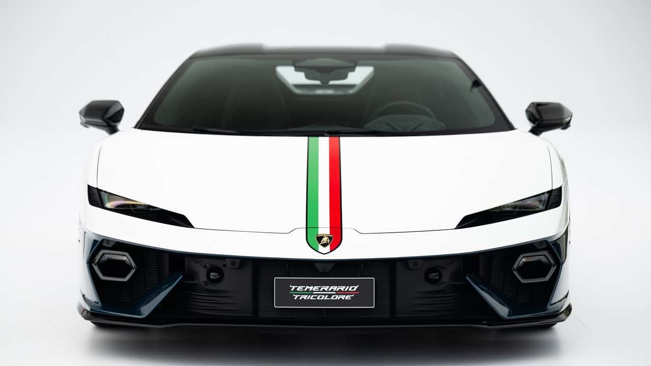 Lamborghini Temerario Tricolore văzut din față