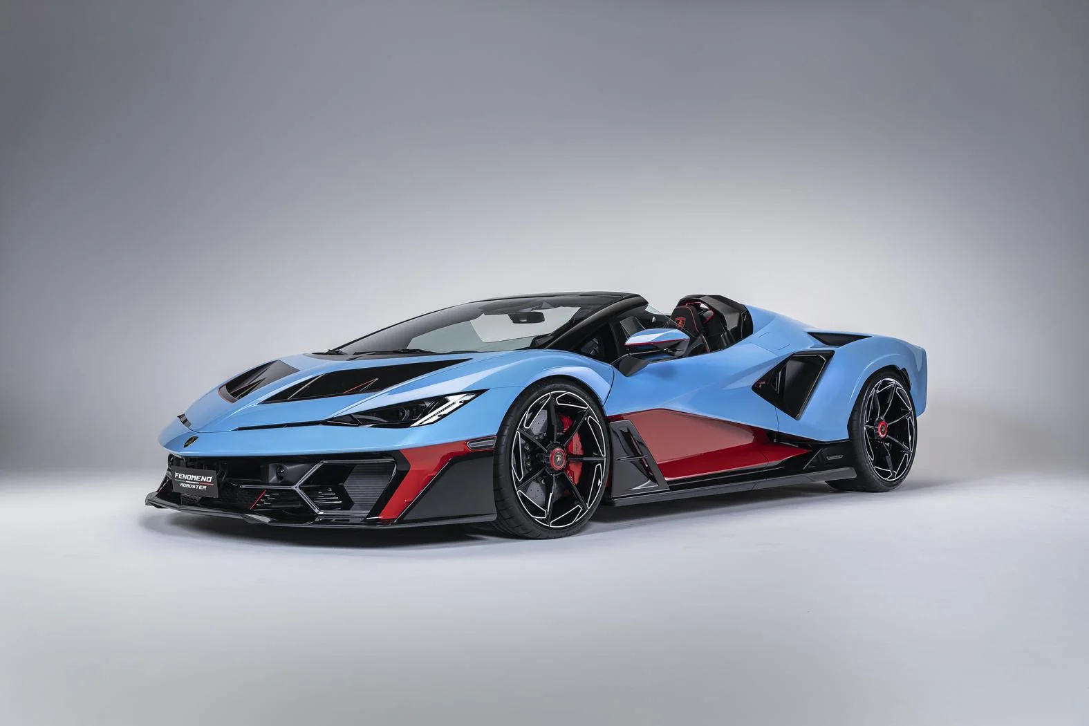 Lamborghini lansează cea mai puternică decapotabilă din istorie, în ediție limitată de 15 exemplare