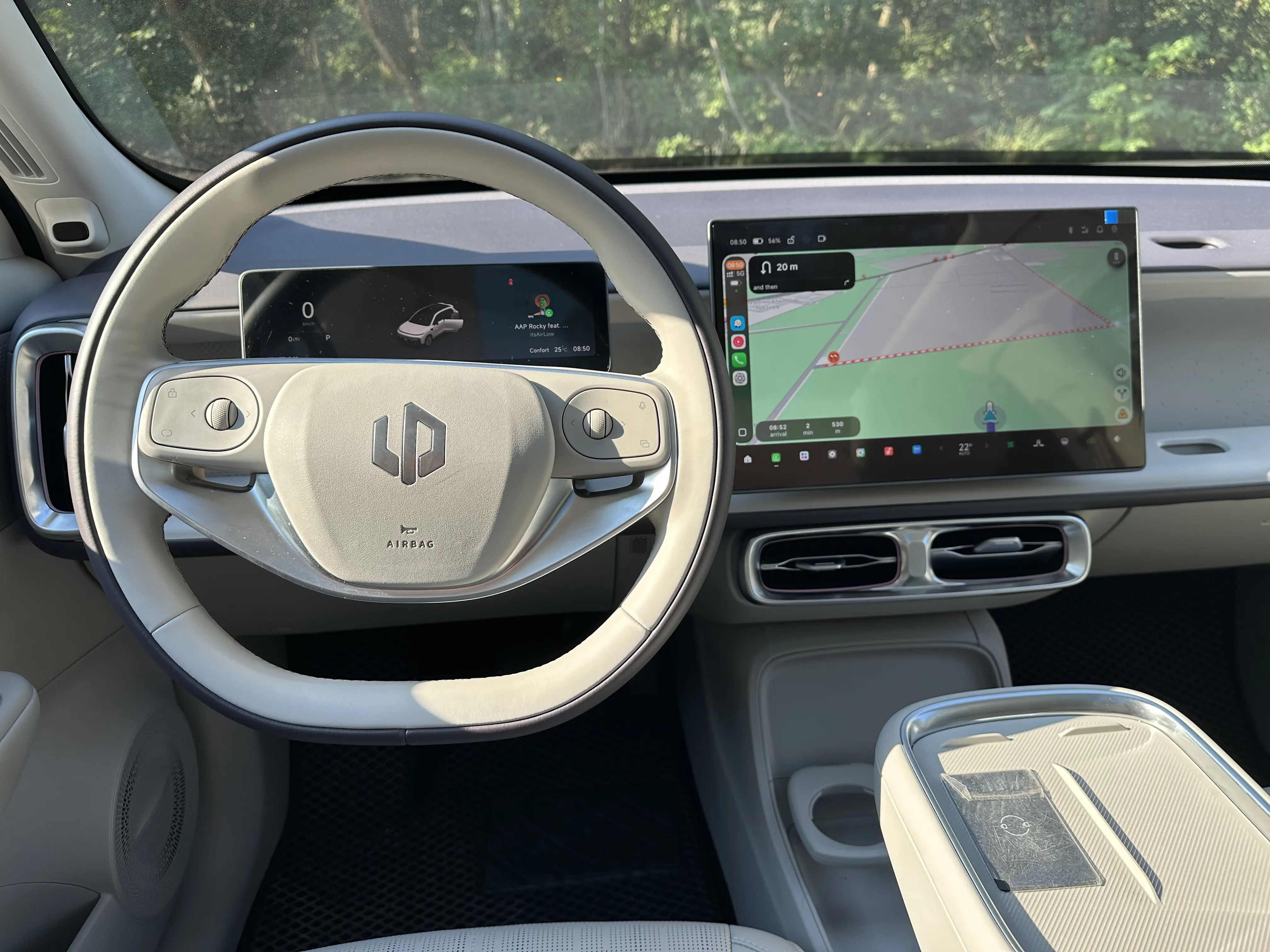 Test drive Leapmotor B10 EV: autonomie, preț România și impresii
