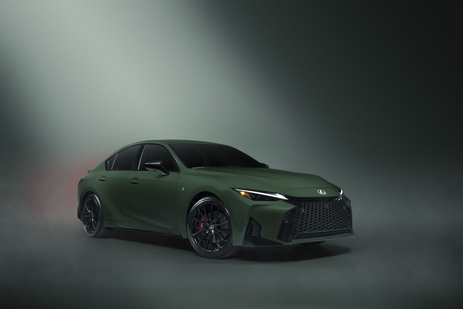 Lexus IS 350 F Sport Special Appearance Package 2027 în culoarea Envious Green