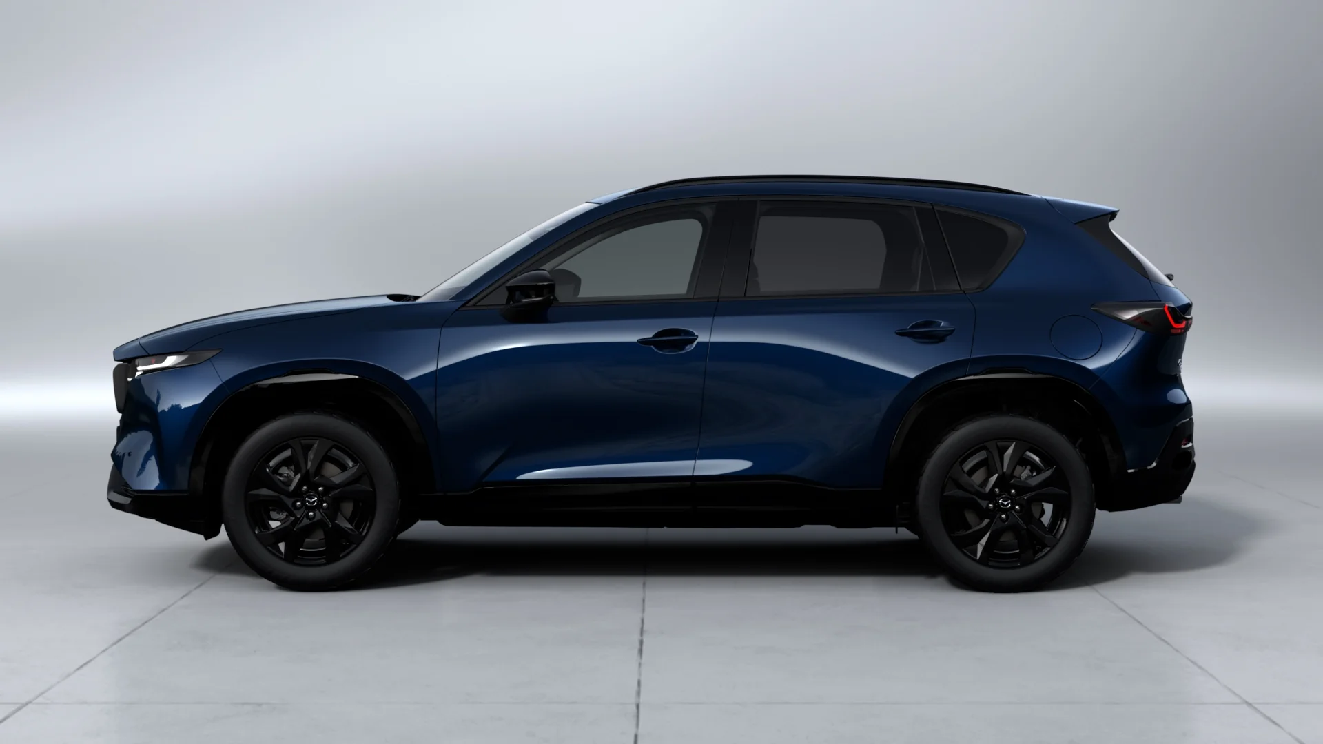 Mazda lansează noua nuanță Albastru Navy Mica pentru exterior pe modelul CX-5 în România