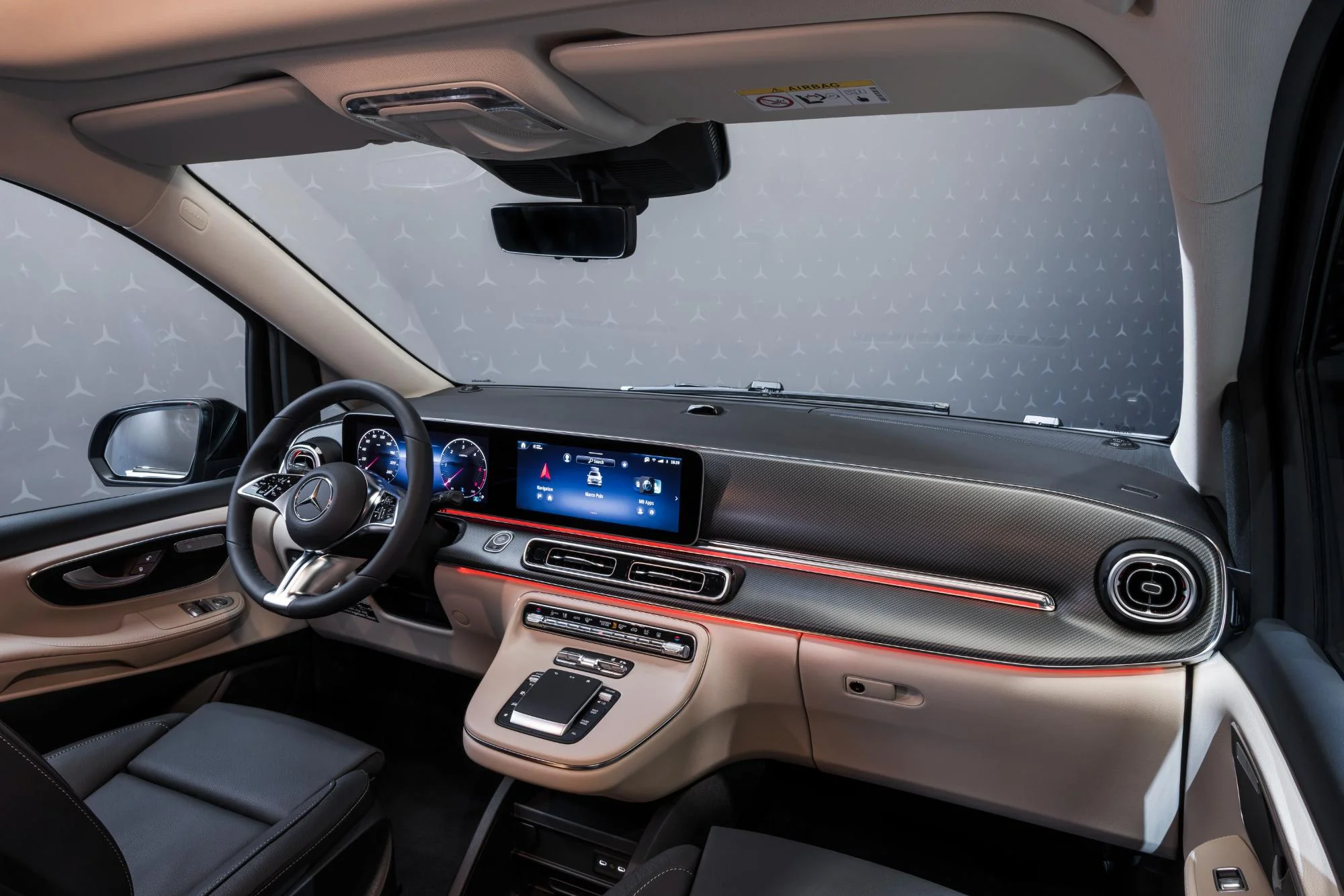 Mercedes-Benz prezintă noi funcții pentru modelul Marco Polo