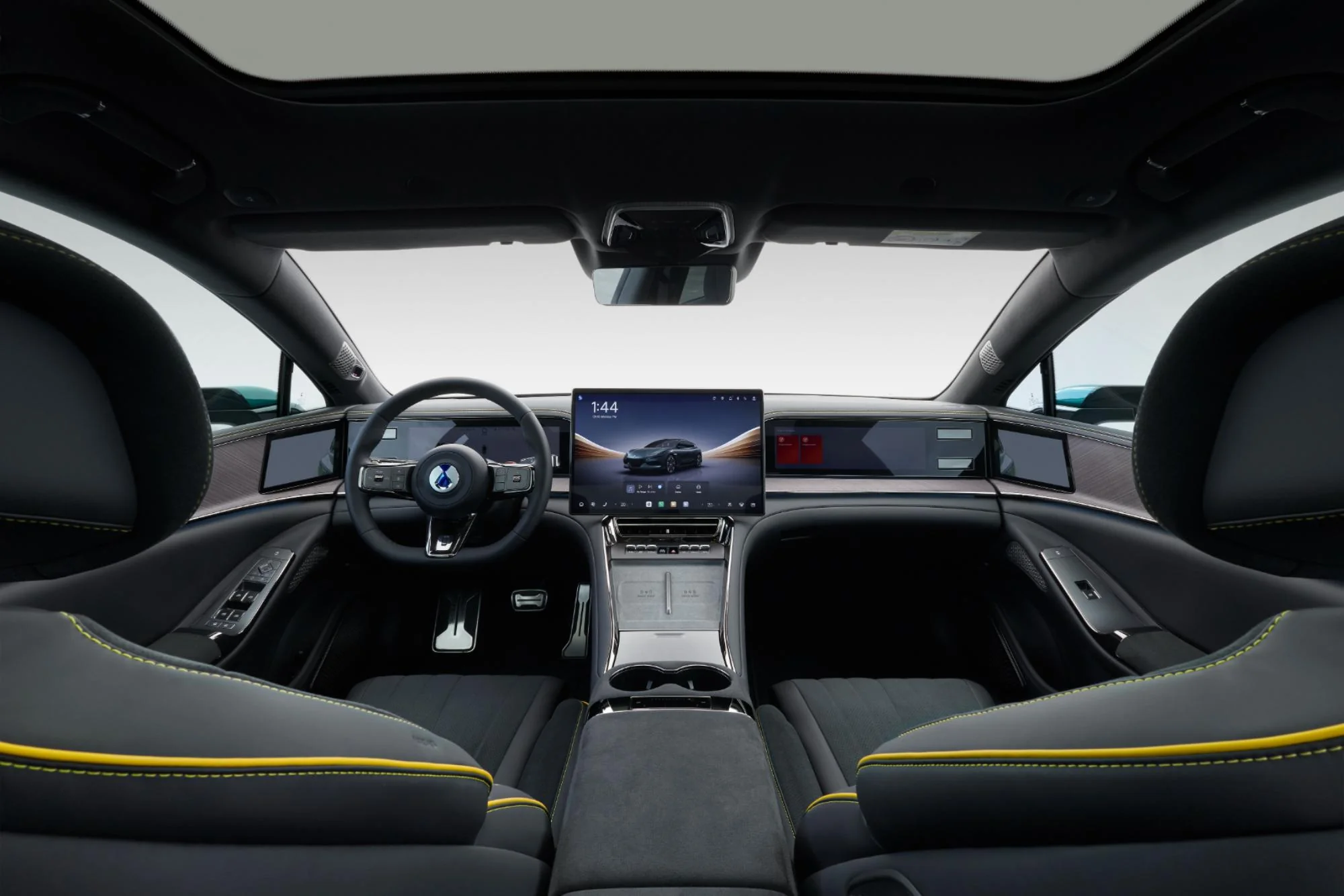 Noul model electric chinezesc de 1156 CP ajunge pe piața europeană