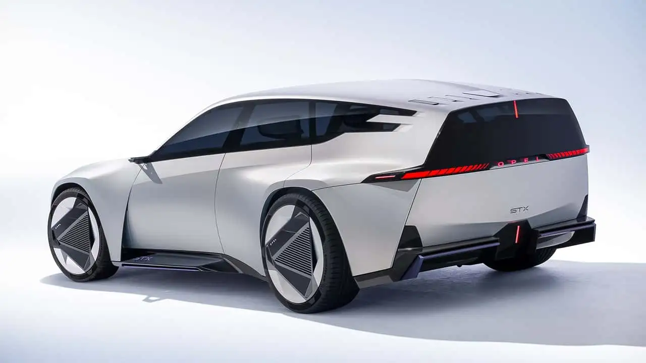 Opel STX Concept văzut dintr-un unghi diferit