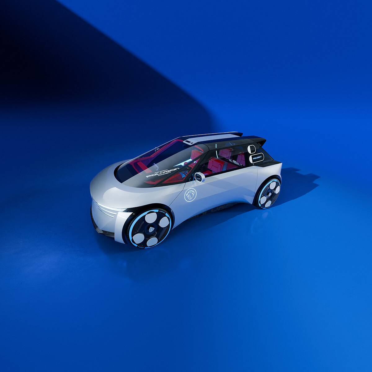 Peugeot Polygon Concept fotografiat din lateral-față