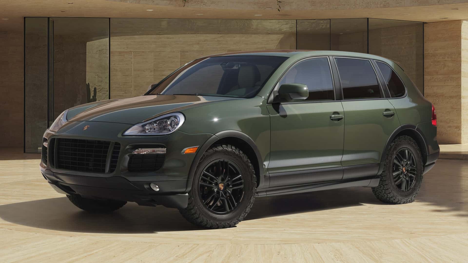 Porsche Cayenne GTS 2009 Factory Re-Commission, vopsea Blackolive