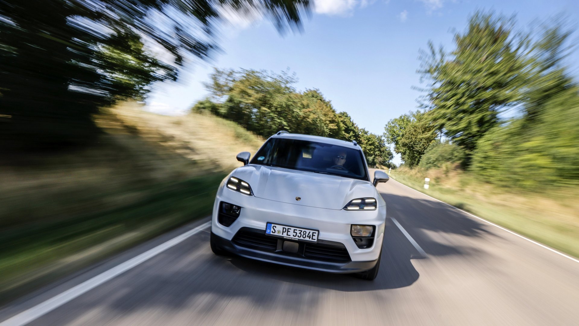 Porsche Macan electric