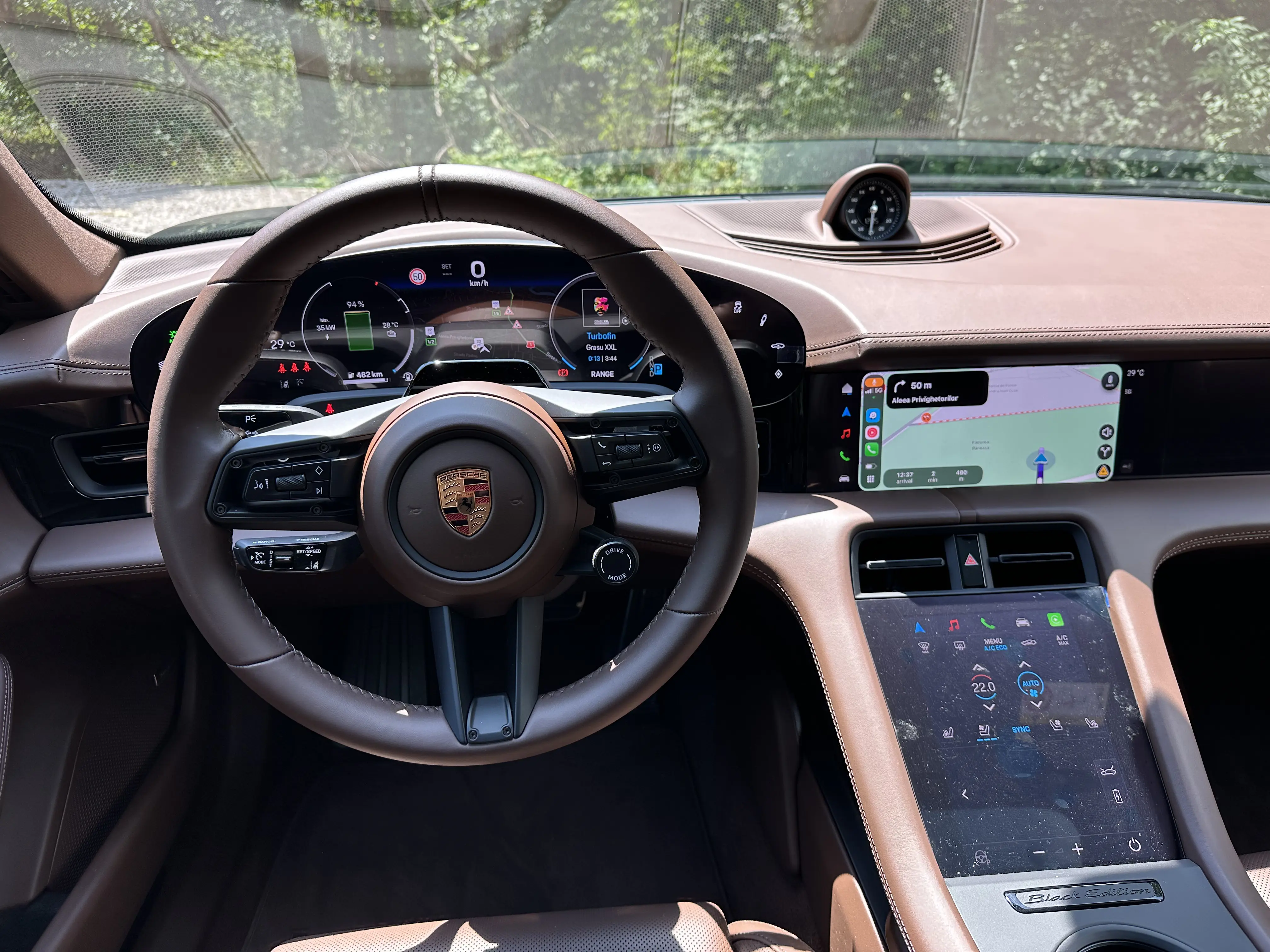 Porsche Panamera 4 E-Hybrid: review, preț și autonomie