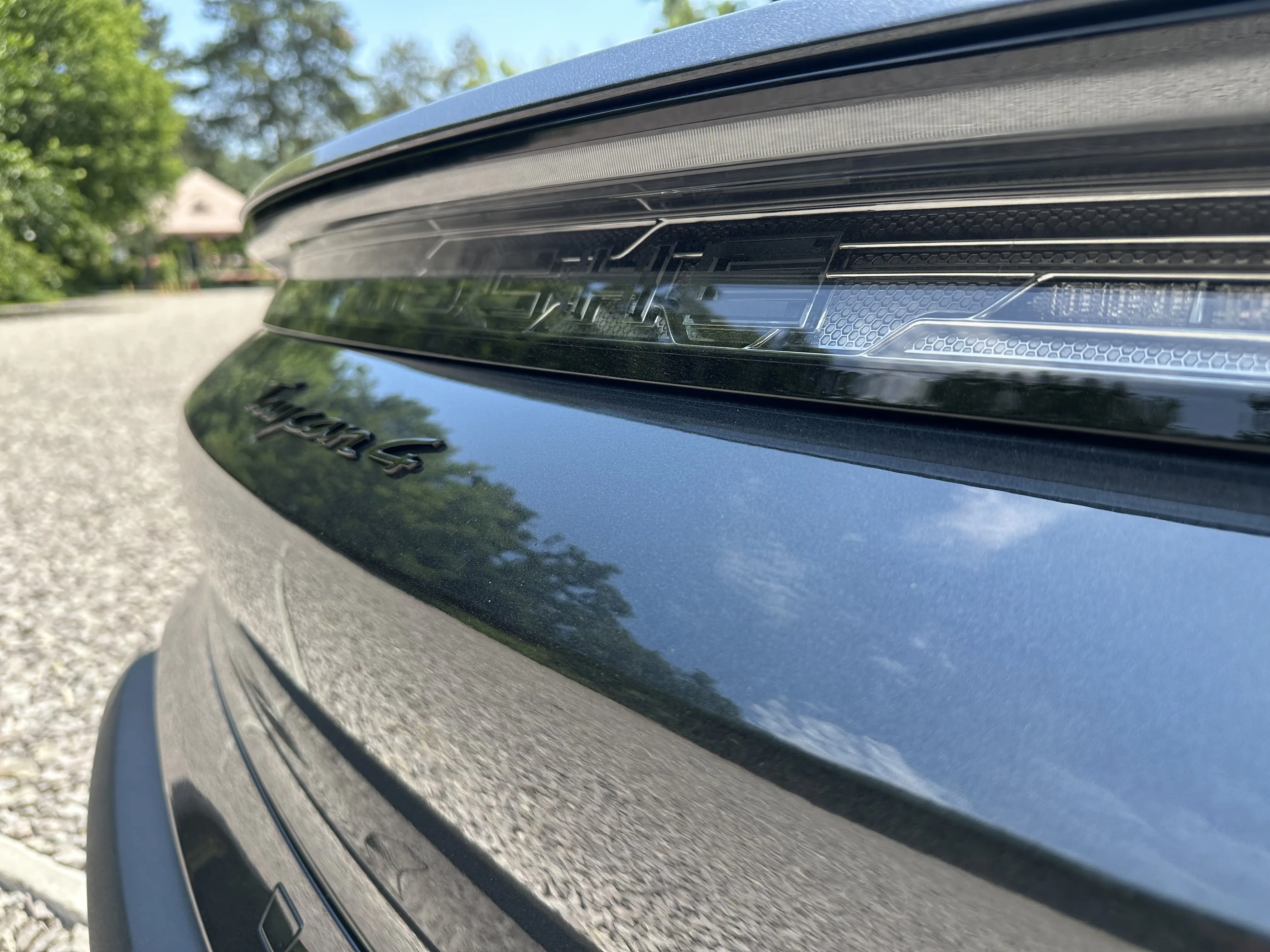 Porsche Panamera 4 E-Hybrid: review, preț și autonomie