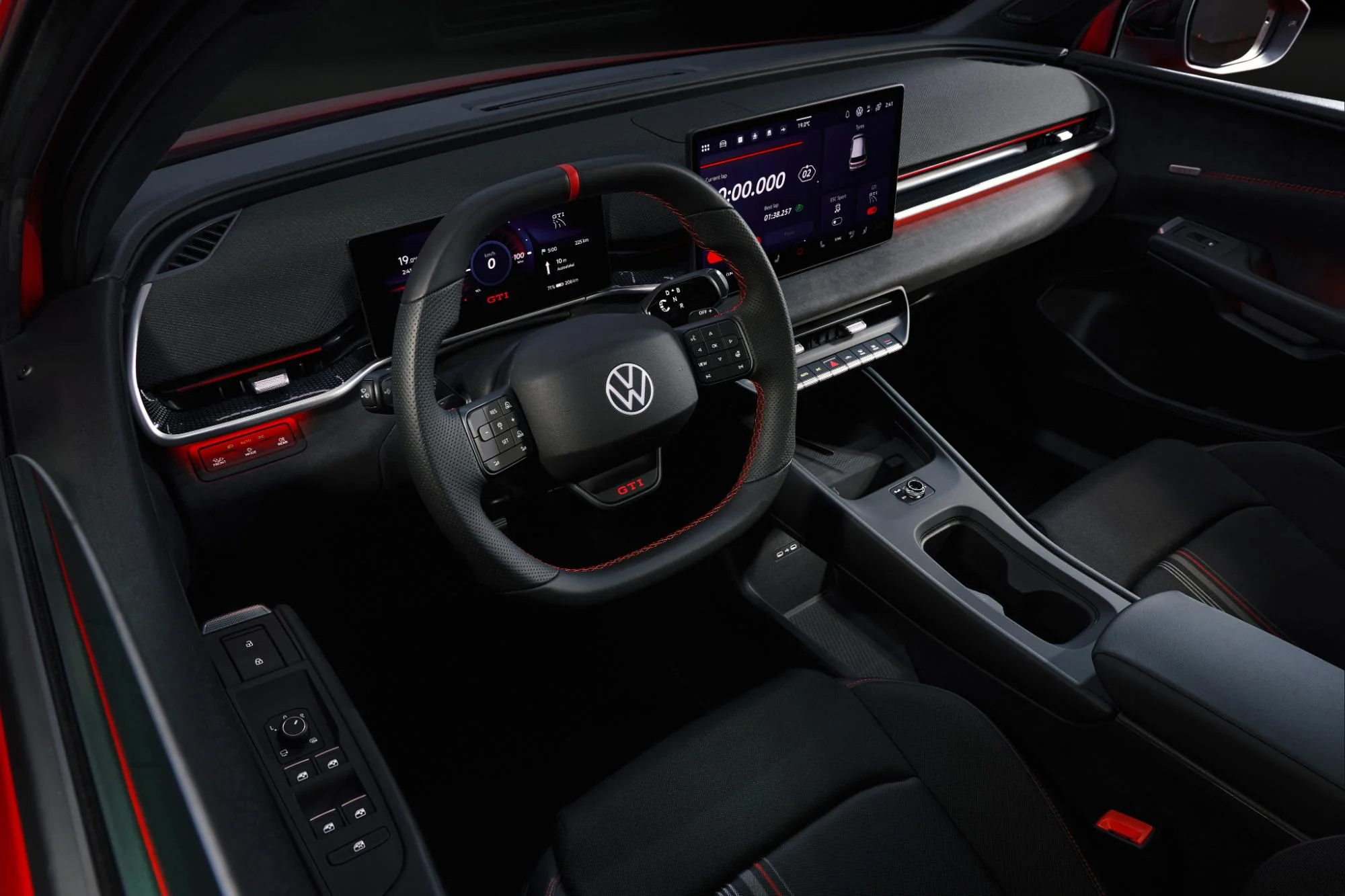 Primul model GTI complet electric lansat oficial