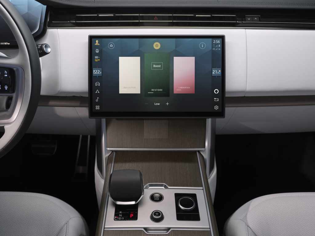 Ecranul central din Range Rover Electric