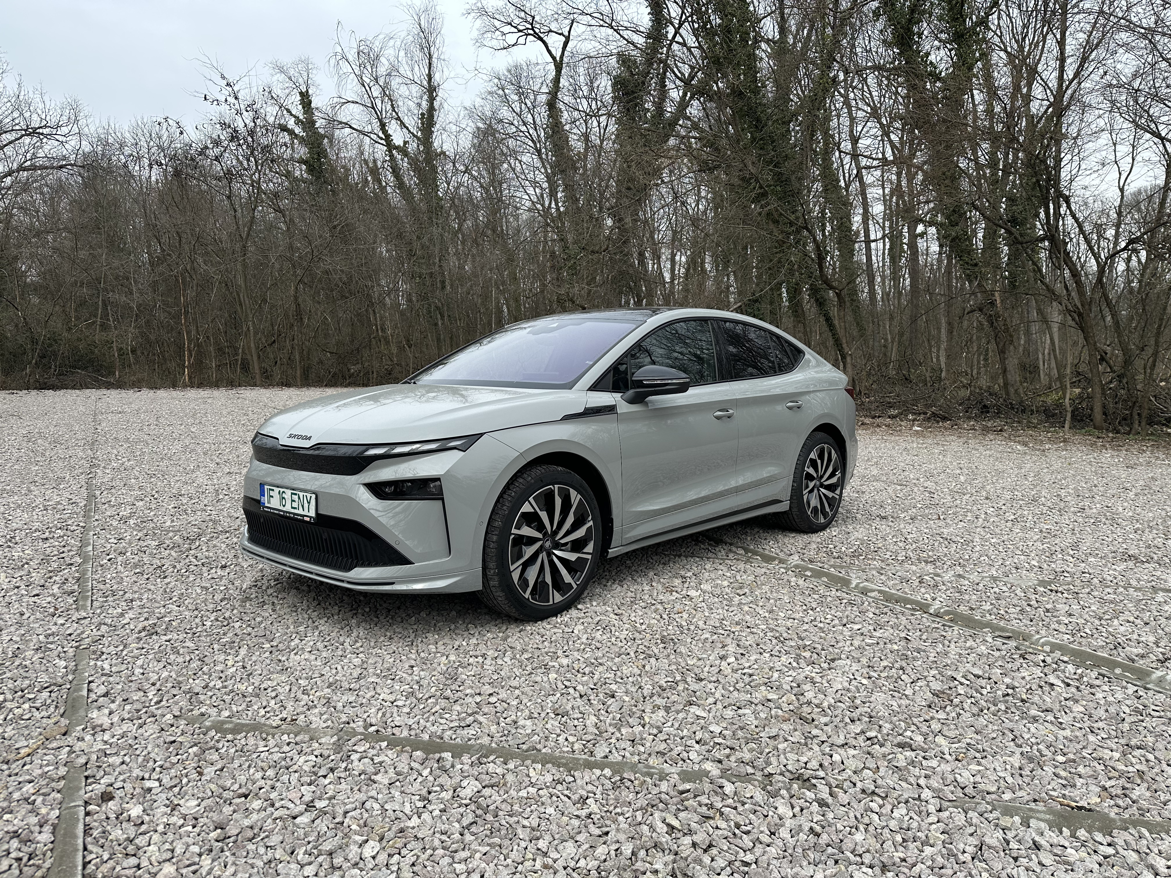 Skoda Enyaq Coupe review: SUV-ul electric de familie care arată mai bine decât ar trebui