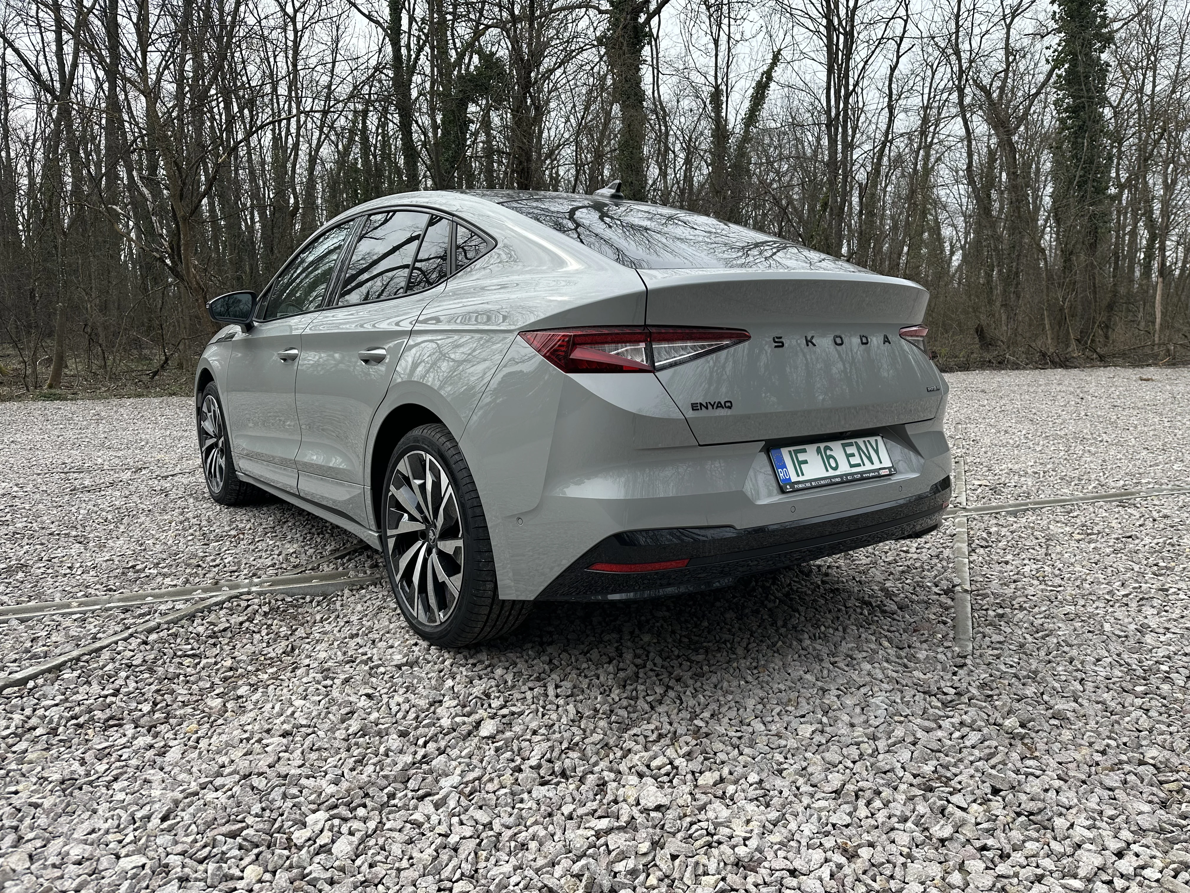 Skoda Enyaq Coupe review: SUV-ul electric de familie care arată mai bine decât ar trebui
