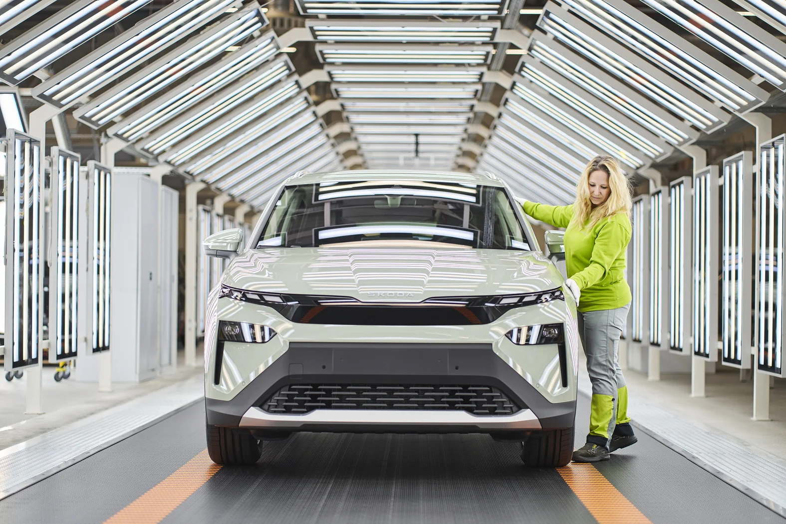Skoda estimează producția de peste un milion de mașini în 2025, cu o creștere de 15%
