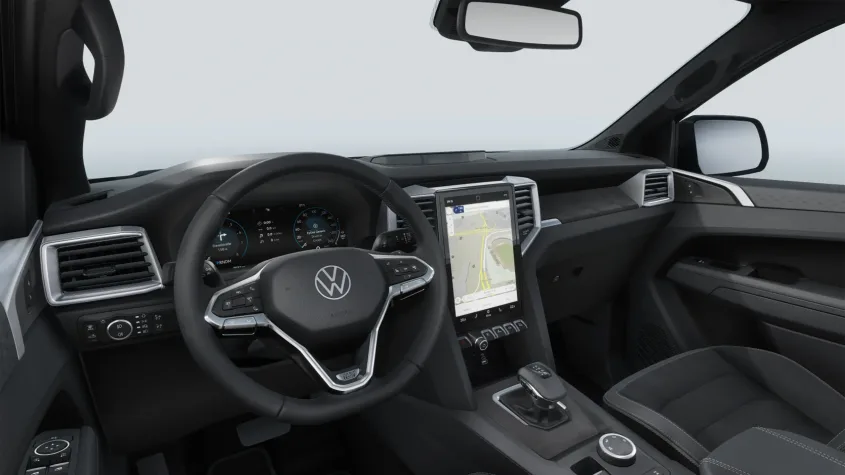 Habitaclul Volkswagen Amarok Dark Label, cu instrumentar digital și ecran multimedia vertical
